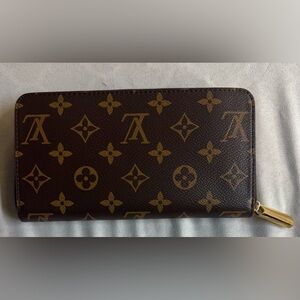 LV Zippy Wallet